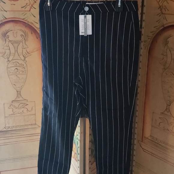 Pants - Picture 3 of 3